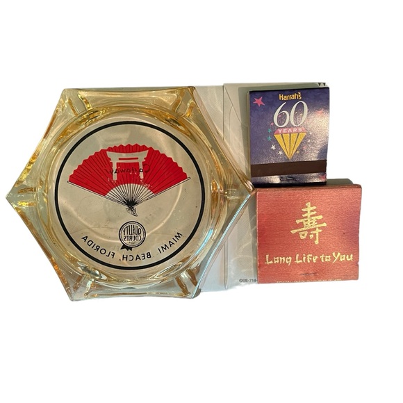 Other - Vtg Iconic Castaways Hotel Hexagon Ashtray Miami Beach Florida Glass Historic